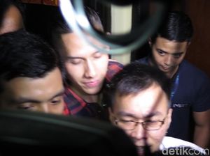 Ganindra Bimo Ditetapkan sebagai Tersangka Kasus Pemukulan Ganindra Bimo Ditetapkan sebagai Tersangka Kasus Pemukulan