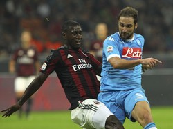 Napoli yang Baru Terpeleset Kini Diuji Milan