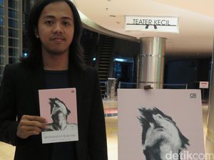 Penyair Muda Adimas Immanuel Rilis Kumpulan Puisi Di Hadapan Rahasia