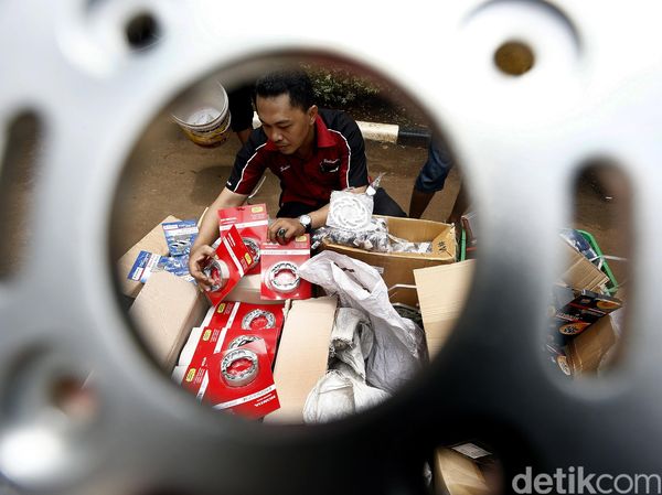 Polda Metro Amankan Onderdil Motor Palsu