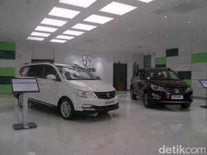 Wuling Siapkan MPV Lebih Besar, Siap Tantang Innova Wuling Siapkan MPV Lebih Besar, Siap Tantang Innova