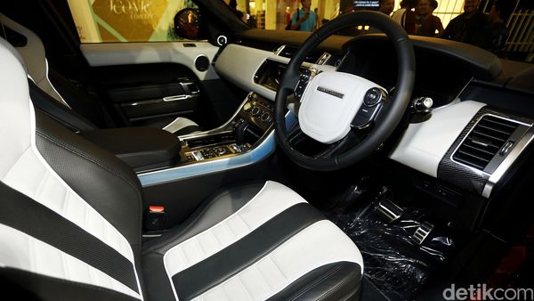 SUV Tercepat Dunia Datang ke Jakarta