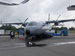 Pesawat CN235-220 TNI AL Ikut Dipamerkan di Singapore Airshow