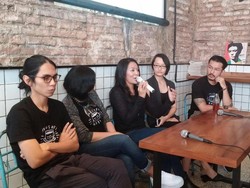 Filosofi Kopi: Ben & Jody Gandeng Empat Produser