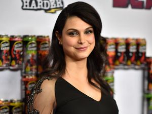 Gara-gara Adegan Lempar Al-Quran, Morena Baccarin Diserang di Twitter