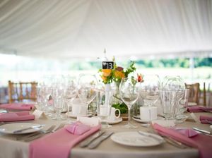 Kisah Perempuan Nikahi Perempuan Ini Berakhir di Pengadilan