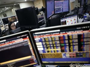 Kompak dengan Bursa Asia, IHSG Dibuka Terjungkal di Awal Pekan Kompak dengan Bursa Asia, IHSG Dibuka Terjungkal di Awal Pekan