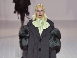 Lady Gaga: Aku Bleaching Alis Setiap Hari