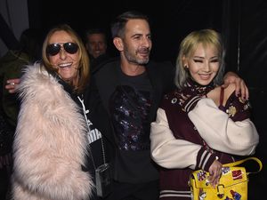 CL 2NE1 Eksis di New York Fashion Week CL 2NE1 Eksis di New York Fashion Week
