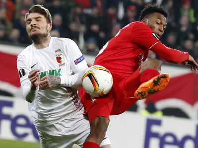 Augsburg vs Liverpool Berakhir Kacamata