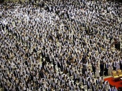 3 Ribu Pasangan Menikah Massal di Gereja Unifikasi Korsel