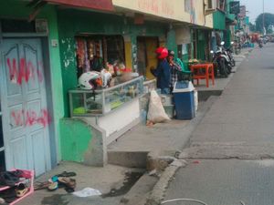 Polisi Gelar Operasi di Kalijodo, Warga Hanya Bisa Pasrah