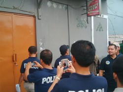 Operasi Pekat di Kalijodo Dimulai, Satu Kafe Didobrak