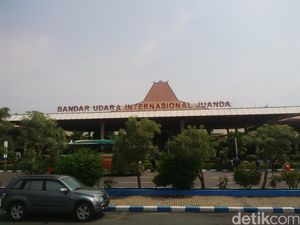 Imbas Ngurah Rai Ditutup, 13 Penerbangan dari Juanda Dibatalkan
