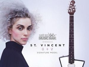 Musisi St. Vincent Desain Gitar yang Ramah untuk Wanita
