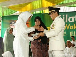 Seni Hadrah Hingga Pesta Rakyat Sambut Kembali Menjabatnya Bupati Anas