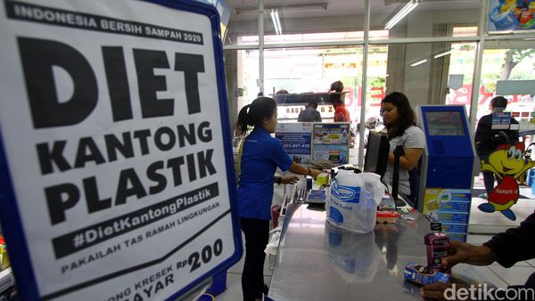 Waralaba Ikut Diet Kantong Plastik