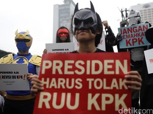 Yenny Wahid: Kalau Banyak Mudaratnya, Cabut Revisi UU KPK dari Prolegnas