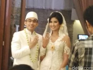 Zivanna Letisha Resmi Menikah