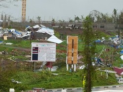 Badai Fiji Tewaskan 17 Orang, Turis Asing Mulai Terbang Pulang