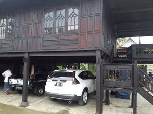 Begini Menterengnya Rumah Bos Tipu-tipu via Online Shop Asal Sidrap