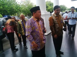 Jelang Rapat Konsultasi dengan Jokowi, Pimpinan DPR Tiba di Istana Negara