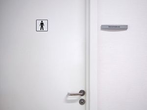 Potret Aktivitas Harian di Bank Sperma Terbesar di Dunia