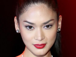 Miss Universe Histeris Sambut Final Fantasy XV