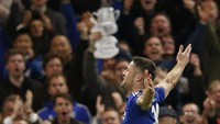 Kemenangan ini mengantar Chelsea lolos ke perempatfinal. Sementara bagi City, kekalahan ini memupus ambisi mereka untuk memenangi empat trofi. Reuters/John Sibley.