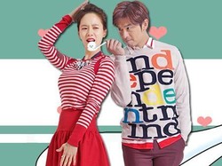 Poster Komikal Song Ji Hyo dan Chen Bolin untuk We Got Married