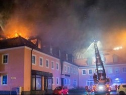 Bangunan untuk Migran di Jerman Terbakar, Sejumlah Orang Bersorak