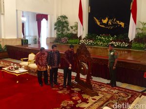 Atasi Hambatan Birokrasi, Jokowi: Tanda Tangan Banyak Tapi Pelaksanaan Kedodoran