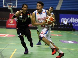 Sengit, Stadium Kalahkan Hangtuah 59-56