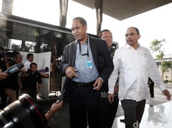 Wakil Ketua Komisi III DPR: Potong Satu Generasi Hakim Agung!