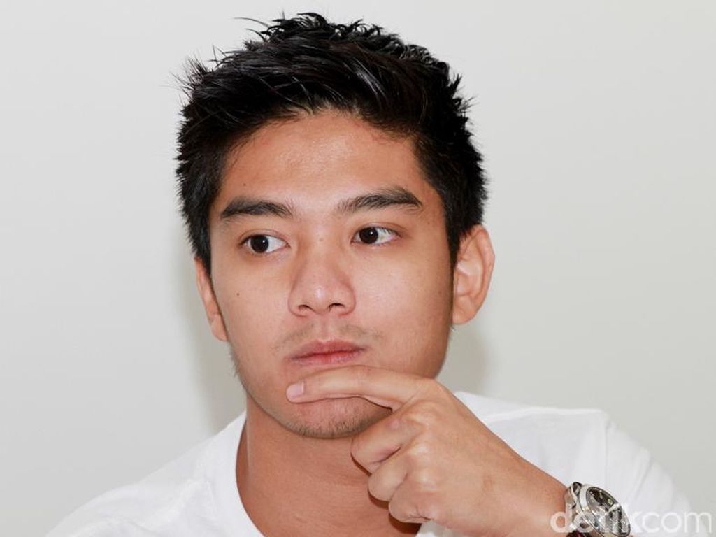 Profil Boy William yang Adiknya Tewas karena Kecelakaan Tunggal Profil Boy William yang Adiknya Tewas karena Kecelakaan Tunggal