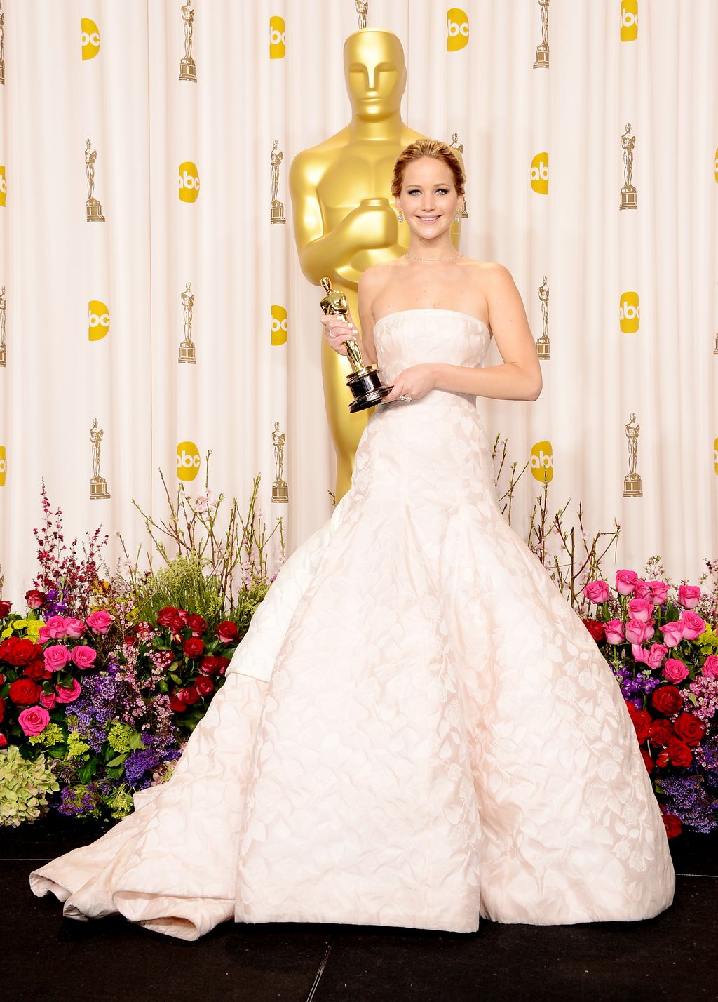 HOLLYWOOD, CA - FEBRUARY 24:  Actress Jennifer Lawrence, winner of the Best Actress award for 'Silver Linings Playbook,' poses in the press room during the Oscars held at Loews Hollywood Hotel on February 24, 2013 in Hollywood, California.  (Photo by Jason Merritt/Getty Images)