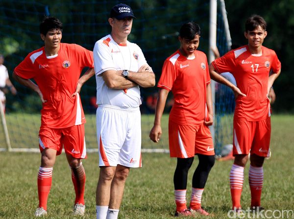 Paulo Camargo Pimpin Latihan Persija