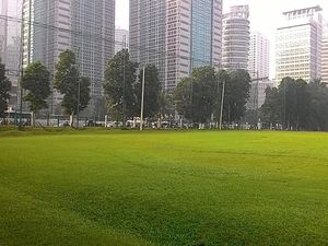 Melihat Lebih Dekat Lapangan Golf di Senayan yang Akan Disulap Jadi Hutan Kota