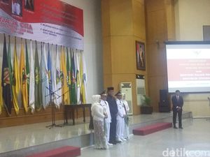 Mendagri Lantik Bupati dan Wabup Konawe Selatan