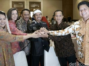 Cerita Bupati Dedi Soal Toleransi Umat Beragama di Purwakarta Cerita Bupati Dedi Soal Toleransi Umat Beragama di Purwakarta