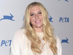 Produser Tegaskan Tak Pernah Lakukan Pencabulan pada Kesha