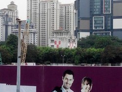 Melihat Menara Tintin di Bandara Kemayoran di Tengah Kepungan Gedung Apartemen