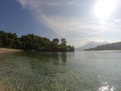 Mulut Kumbang, Pantai dengan Air Sejernih Kaca di Alor
