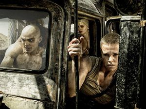 Dipuji Kritikus, Mad Max: Fury Road Diramal Menang Banyak di Oscar Dipuji Kritikus, Mad Max: Fury Road Diramal Menang Banyak di Oscar