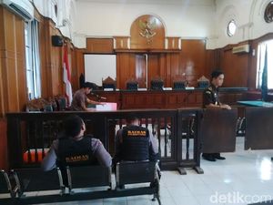 Ini Pengakuan Tosan dalam Kasus Penganiayaan Terhadap Dirinya Ini Pengakuan Tosan dalam Kasus Penganiayaan Terhadap Dirinya