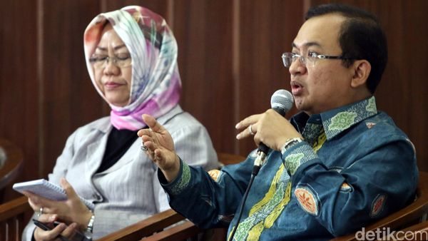 Diskusi Bahas Masalah Munas Golkar