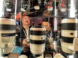 5 Alasan Lensa Ring Merah Canon Tak Murah