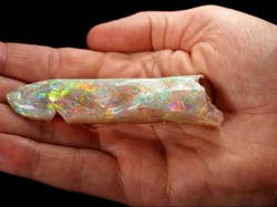 Batu Opal Antik Bernilai Rp 10 M Diserahkan ke Museum Australia Selatan