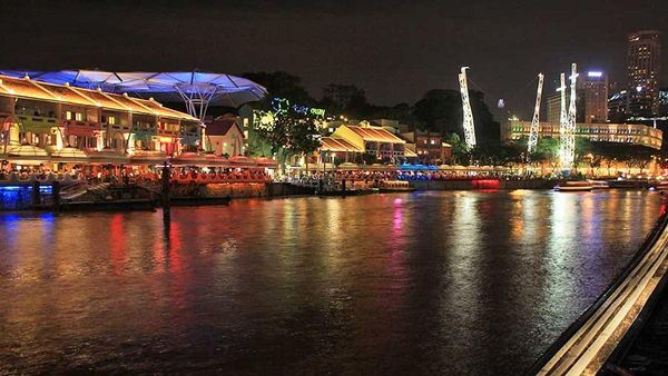 Foto: Sandiaga Uno, Clarke Quay dan Pasar Baru Jakarta