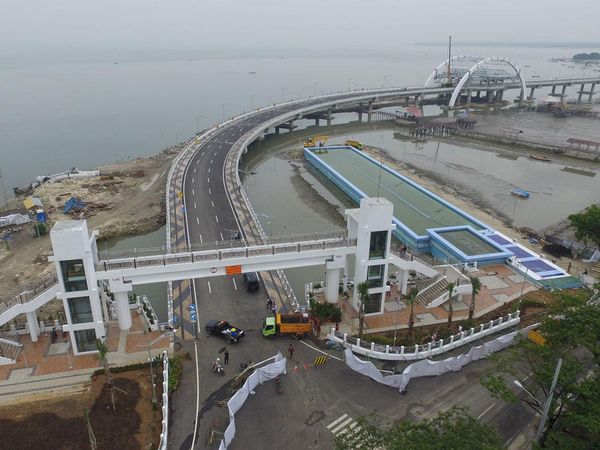 Penampakan Jembatan Kenjeran dari Atas